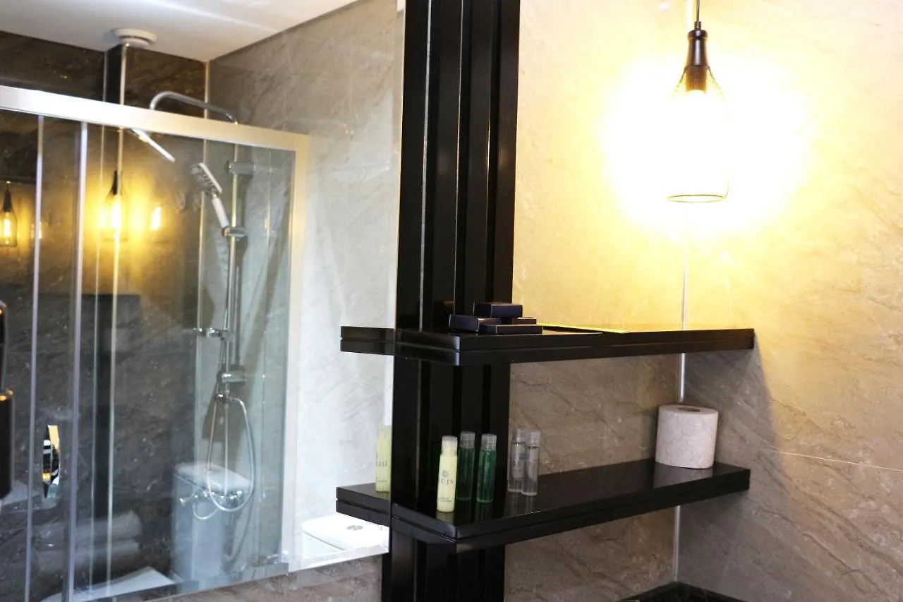 Luis Otel Izmir Hotel